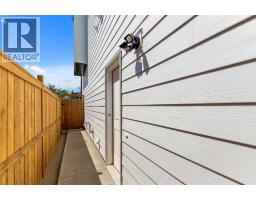 4649 79 Street NW - photo 4