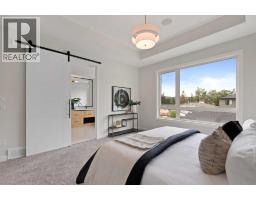 4649 79 Street NW - photo 29