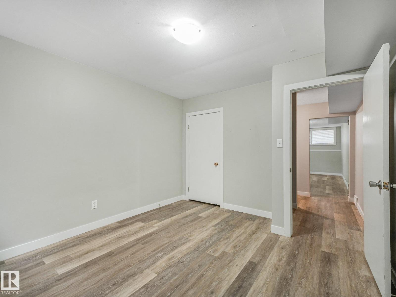 12823 125 ST NW - 31
