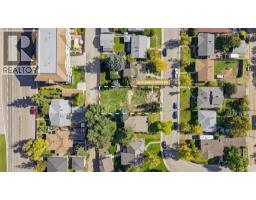 20 Glenway Drive Sw, Calgary, AB T3E4T8 Photo 10