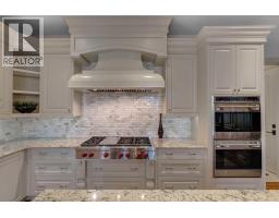 4pc Bathroom - 721 Riverdale Avenue Sw, Calgary, AB T2S0Y4 Photo 11
