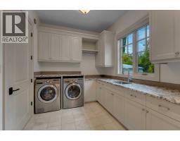 Bedroom - 721 Riverdale Avenue Sw, Calgary, AB T2S0Y4 Photo 15