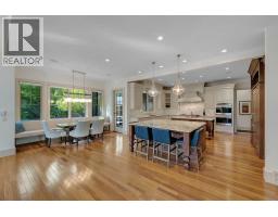 Living room - 721 Riverdale Avenue Sw, Calgary, AB T2S0Y4 Photo 9