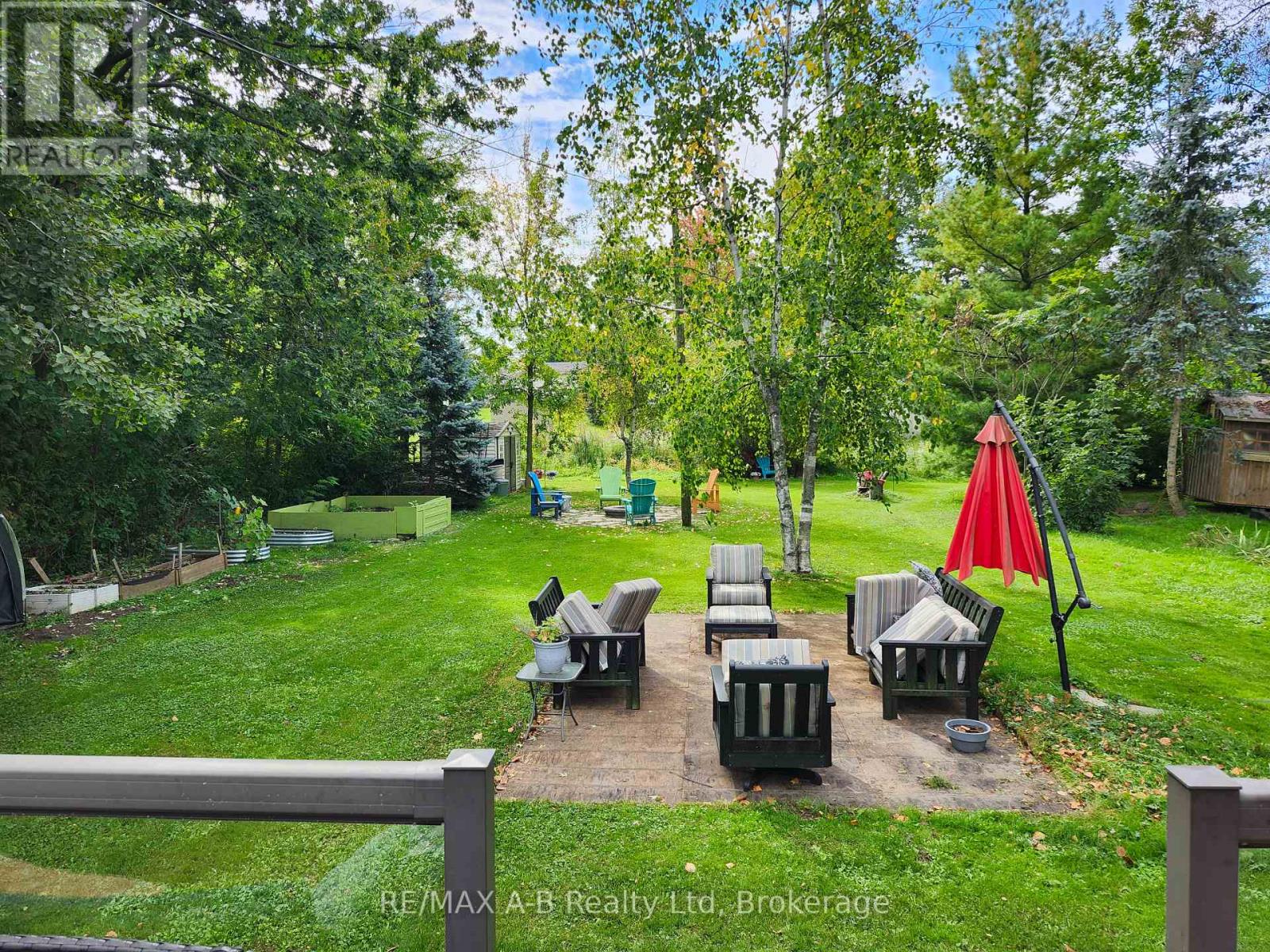 195 CEDAR ROAD, Perth East (Crystal Lake) — photo 2