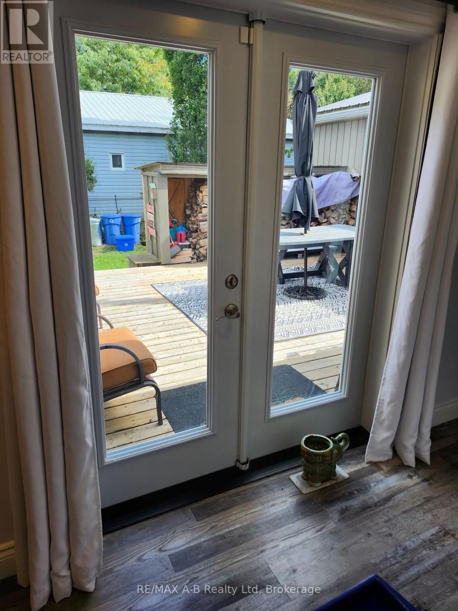 195 CEDAR ROAD, Perth East (Crystal Lake) — photo 9