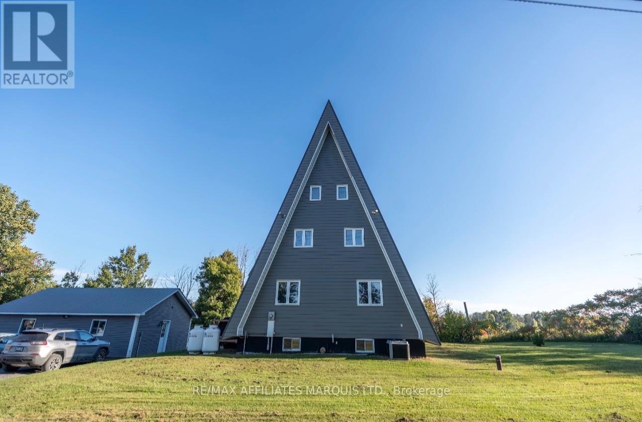 2150 SERVICE ROAD, Cornwall — photo 4