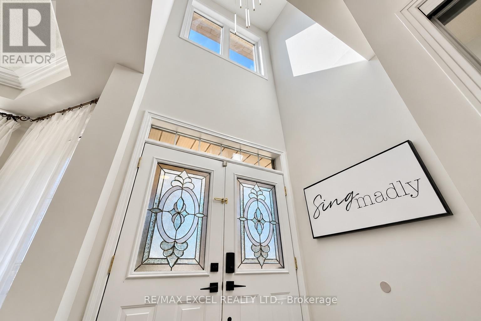 35 STONEHEATH CRESCENT - 18