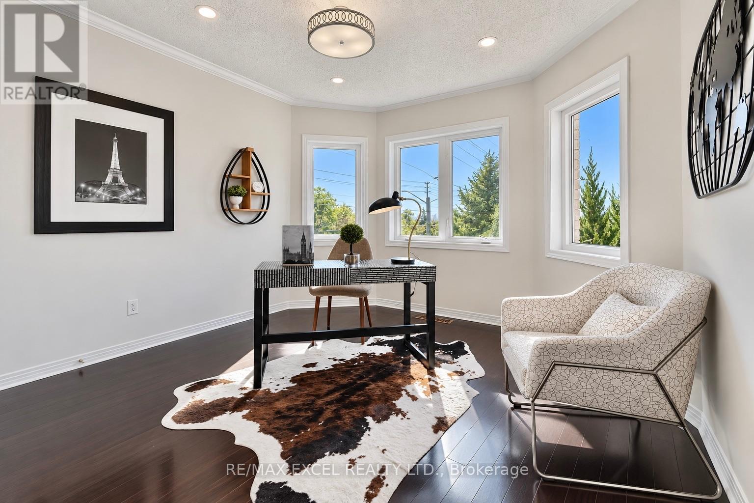 35 STONEHEATH CRESCENT - 37