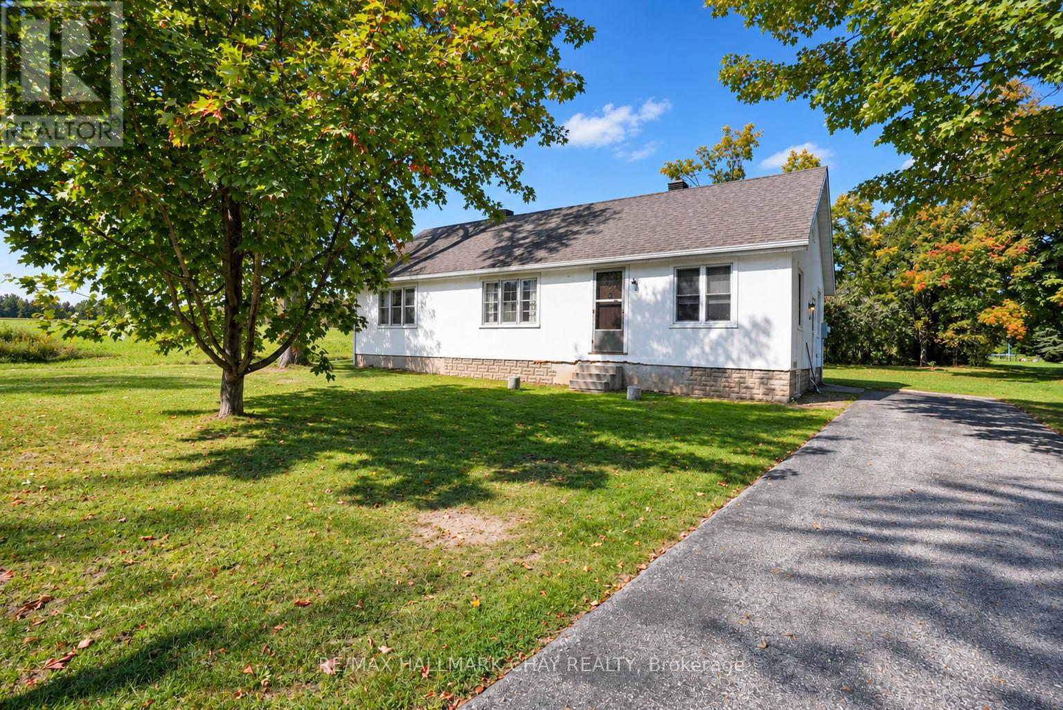 1402 Ridge