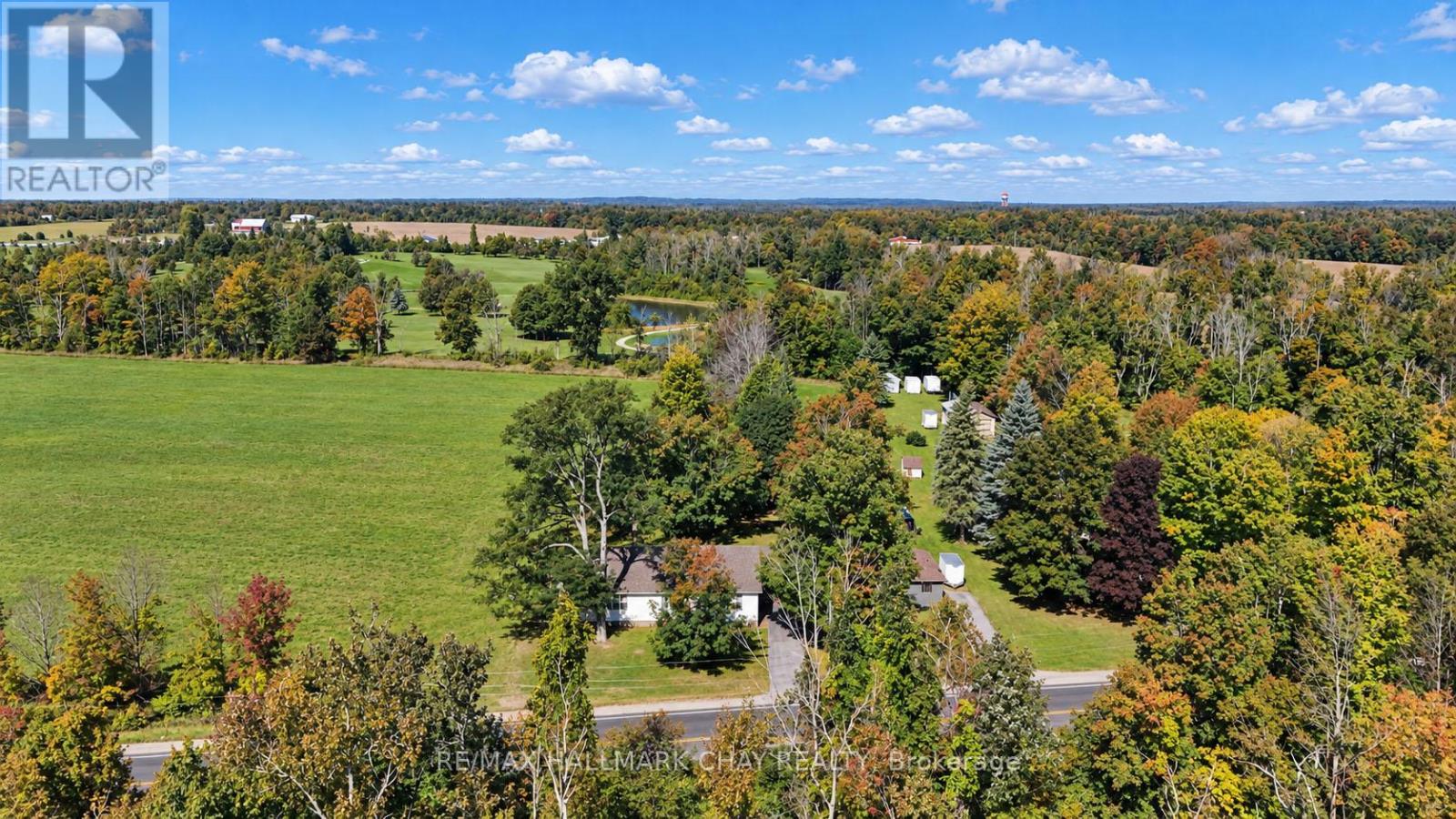 1402 Ridge photo 4