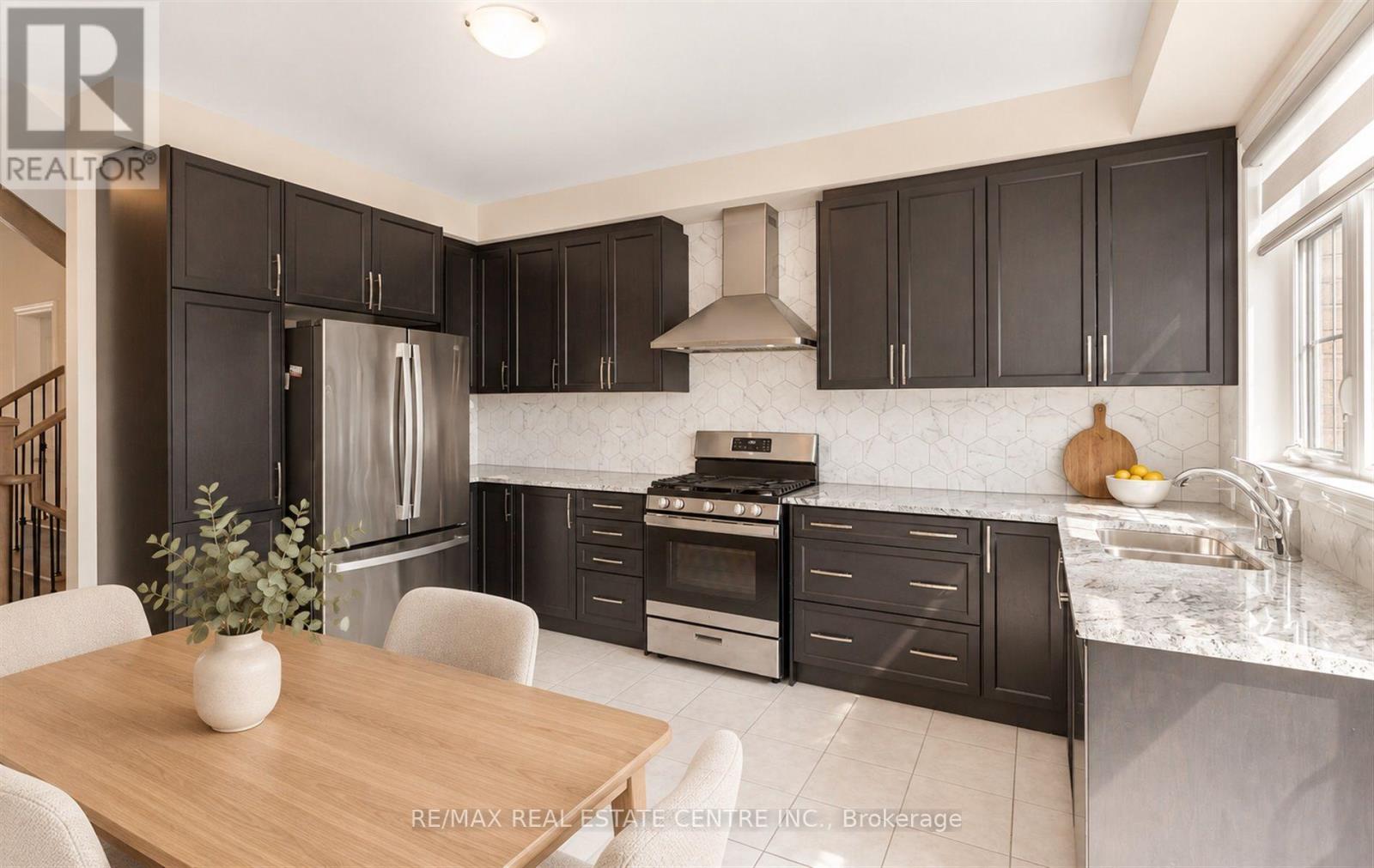 353 Inspire Boulevard — photo 7