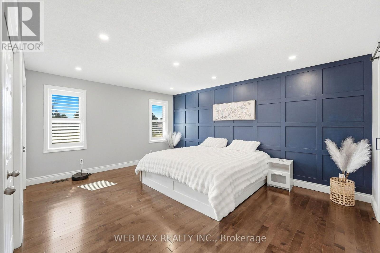 204 KINGFISHER AVENUE - 19