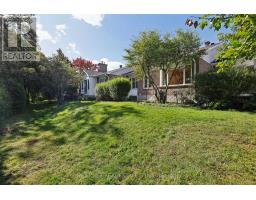 33 Pine Needles Court, Ottawa, ON K2S1G5 Photo 18