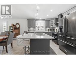 Laundry room - 37 Lake Breeze Drive, Ashfield Colborne Wawanosh, ON N7A0B7 Photo 11