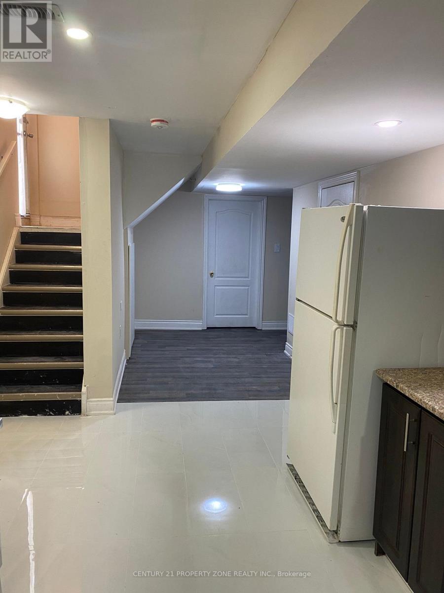 7 BLACKSTONE RIVER DRIVE, Toronto (Oakwood Village) — photo 6