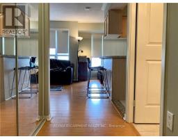 2304 - 909 Bay Street, Toronto, ON M5S3G2 Photo 12