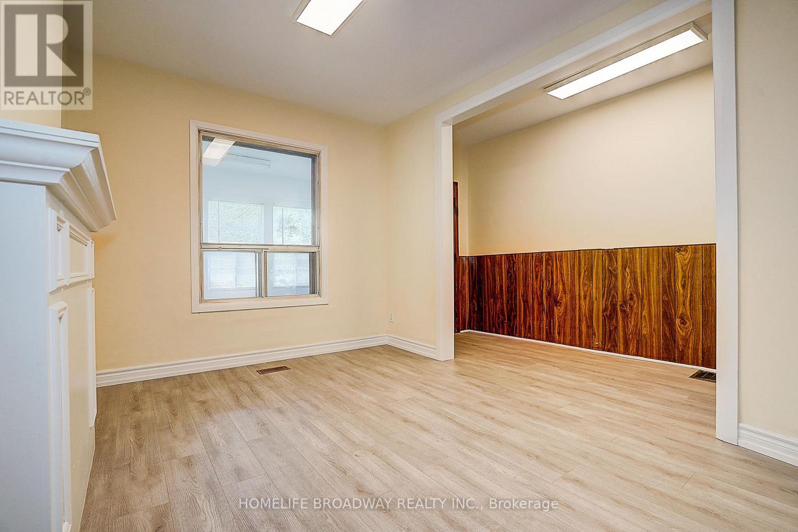 1069 DAVENPORT ROAD - 12