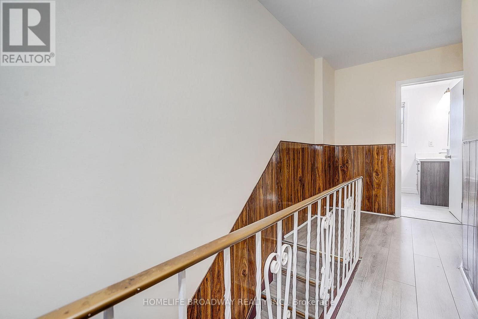 1069 DAVENPORT ROAD - Image 26