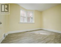 1069 Davenport Road, Toronto, ON M6G2C2 Photo 13