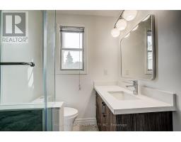 1069 Davenport Road, Toronto, ON M6G2C2 Photo 32