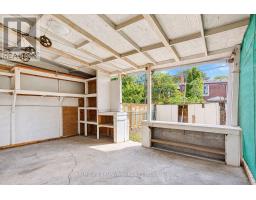 Primary Bedroom - 1069 Davenport Road, Toronto, ON M6G2C2 Photo 6