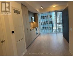 2602 - 400 King Street W, Toronto, ON M5V0X8 Photo 7