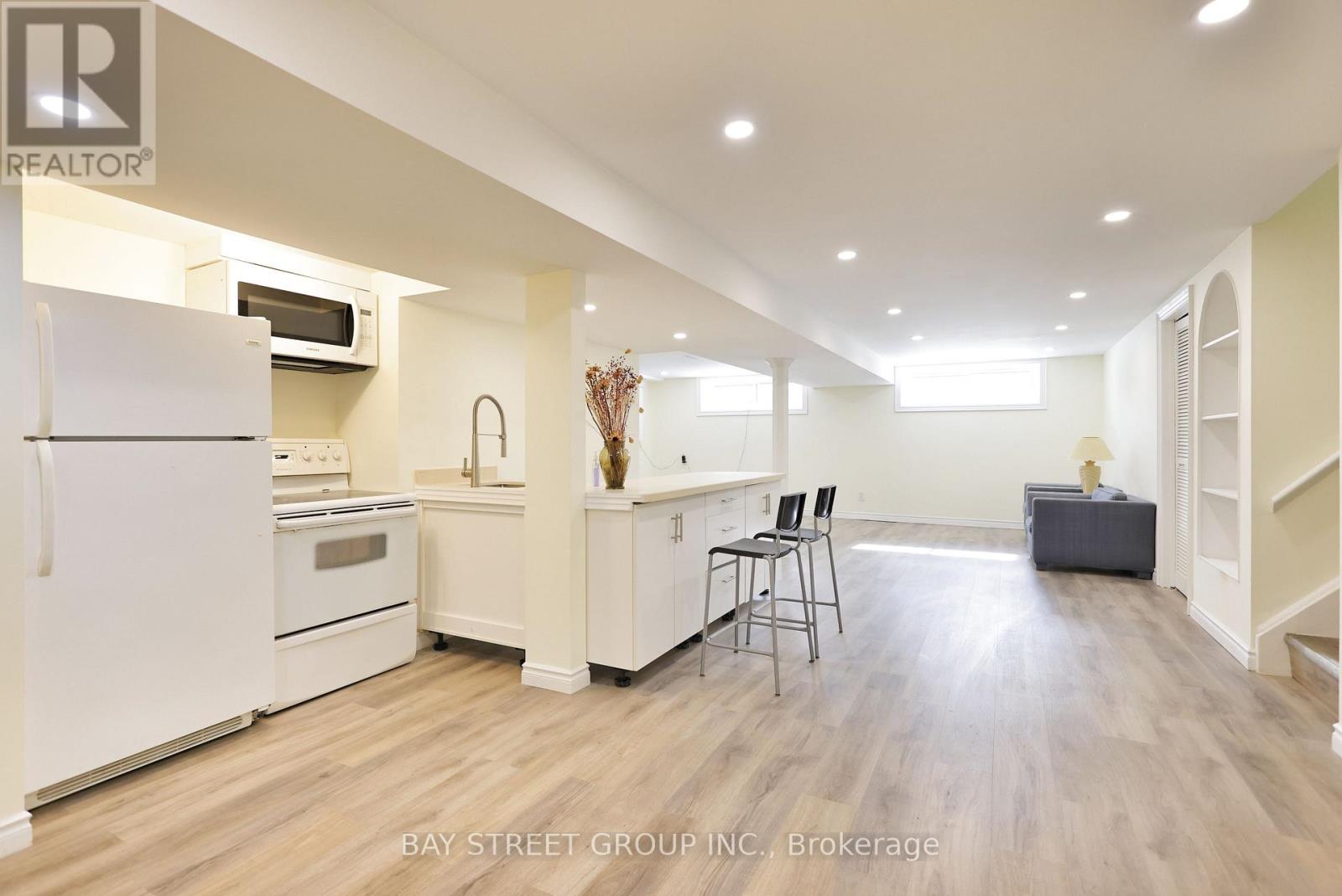 BSMT - 22 WARDENCOURT DRIVE, Toronto (Tam O'Shanter-Sullivan) — photo 2