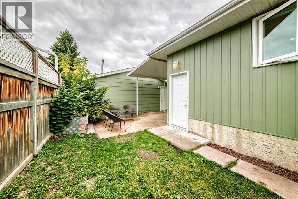 Listing photo – 30 Welliver Street, Red Deer