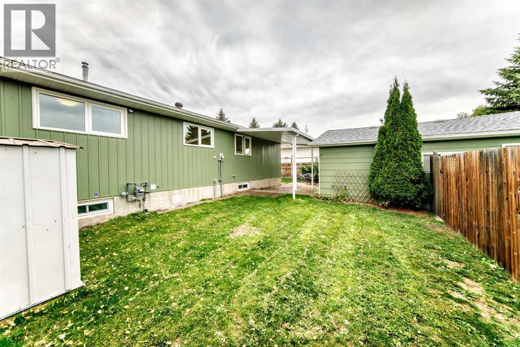 Listing photo – 30 Welliver Street, Red Deer