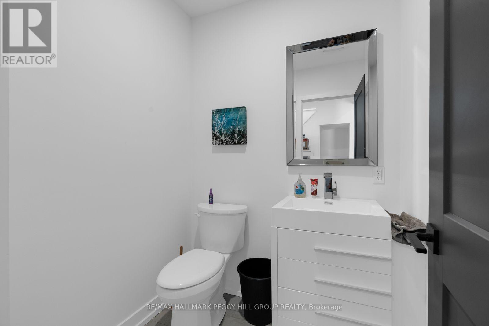 54 CLAPPERTON STREET, Barrie (City Centre) — photo 8