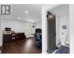 54 Clapperton Street, Barrie, ON L4M3E9 Photo 10