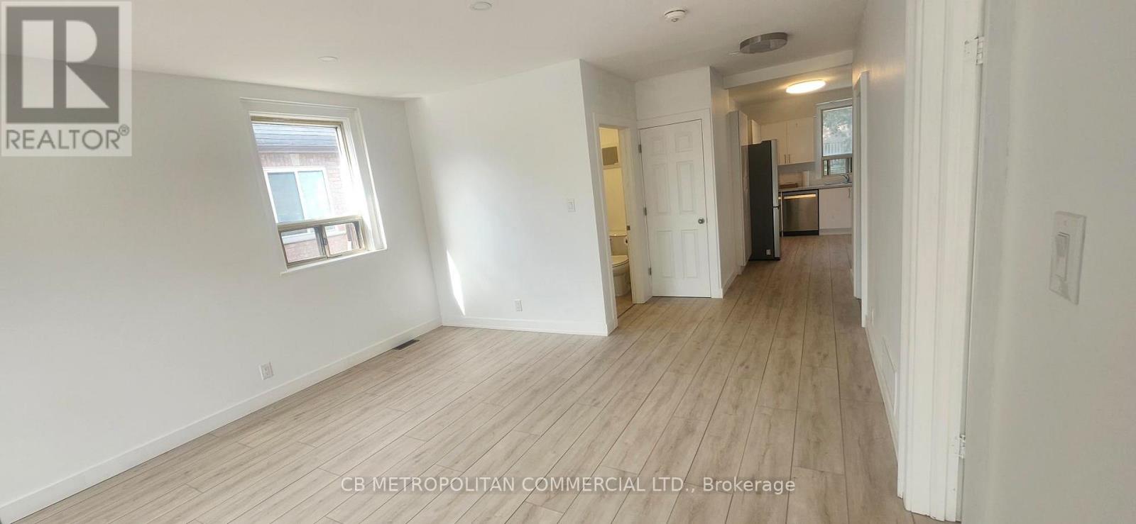 UPPER - 124 EVANS AVENUE, Toronto (Mimico) — photo 9