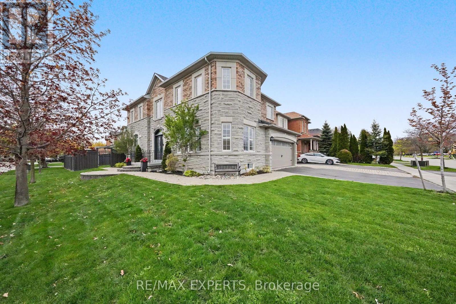 2 IRONHORSE CRESCENT, Caledon (Bolton West) — photo 3
