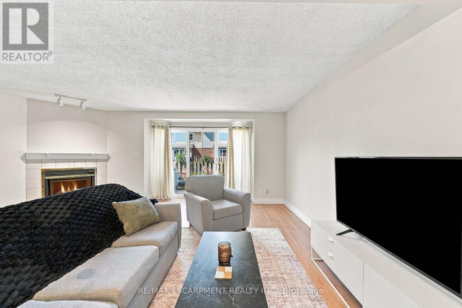 47 - 55 KERMAN AVENUE, Grimsby (Grimsby West) — photo 11