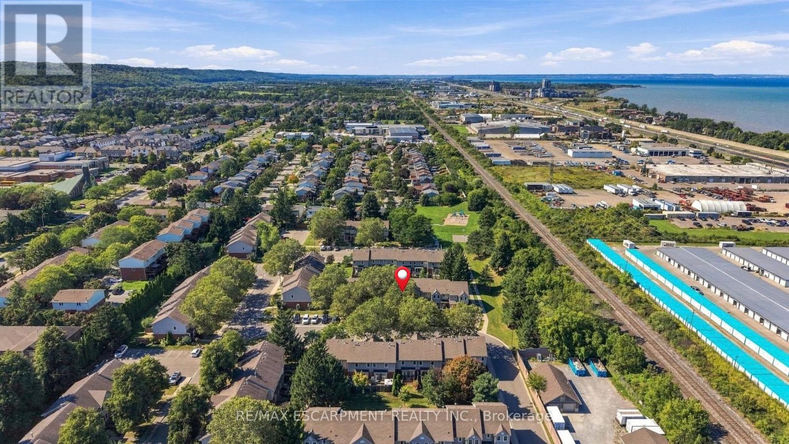 #47 55 KERMAN AVENUE - Image 35
