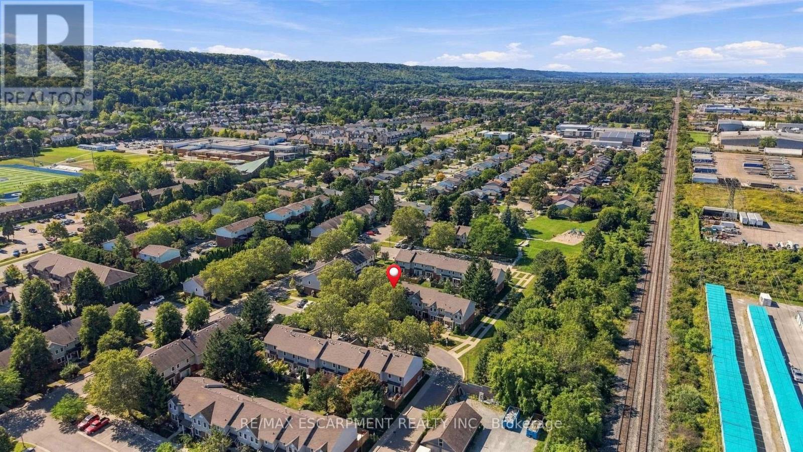 #47 55 KERMAN AVENUE - Image 38