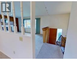 1271 Yorston Avenue, Quesnel, BC V2J3B6 Photo 11