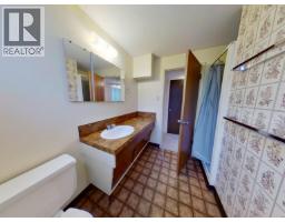 1271 Yorston Avenue, Quesnel, BC V2J3B6 Photo 19