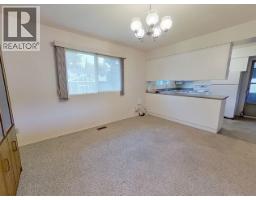 Laundry room - 1271 Yorston Avenue, Quesnel, BC V2J3B6 Photo 9