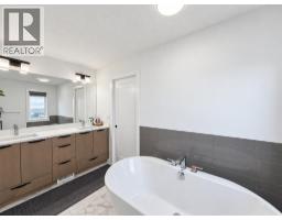 72 Calhoun View Ne, Calgary, AB T3P1T8 Photo 32