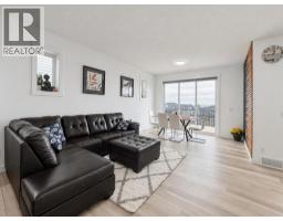 Pantry - 72 Calhoun View Ne, Calgary, AB T3P1T8 Photo 7
