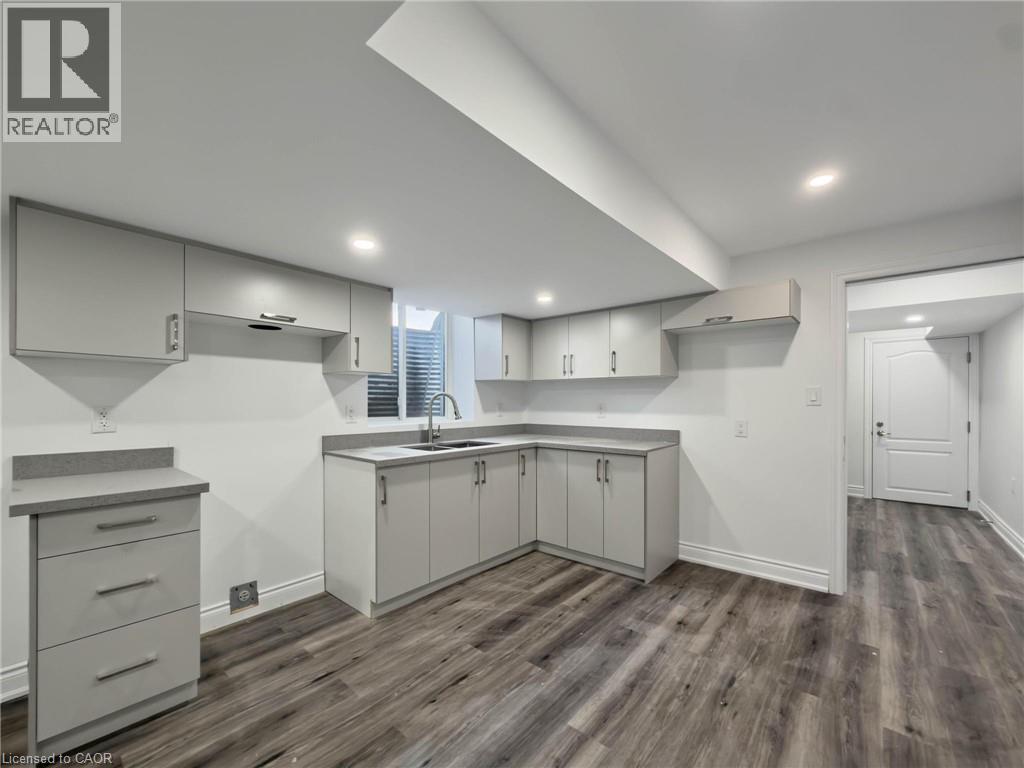 190 PROVIDENT Way - Image 34