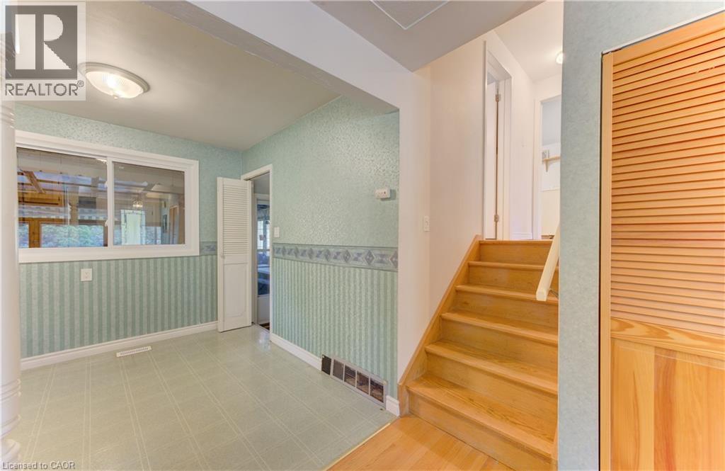 95 UPLANDS Drive, Kitchener — photo 5