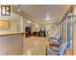 Family room - 95 Uplands Drive, Kitchener, ON N2M4X3 Photo 13