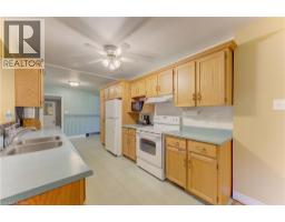 Dining room - 95 Uplands Drive, Kitchener, ON N2M4X3 Photo 9