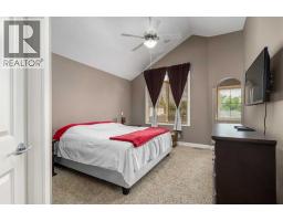 2526 3 Avenue Nw, Calgary, AB T2N0L3 Photo 22