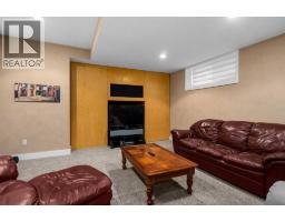 2526 3 Avenue Nw, Calgary, AB T2N0L3 Photo 27