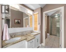 2526 3 Avenue Nw, Calgary, AB T2N0L3 Photo 24