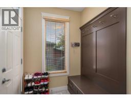 Primary Bedroom - 2526 3 Avenue Nw, Calgary, AB T2N0L3 Photo 12