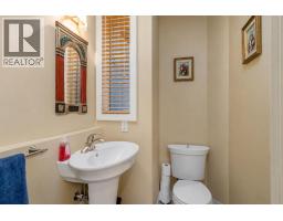 Bedroom - 2526 3 Avenue Nw, Calgary, AB T2N0L3 Photo 13